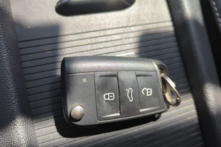 Used Volkswagen Lamando 2019 280TSI DSG Comfort Edition China VI standard Vehicle Key
