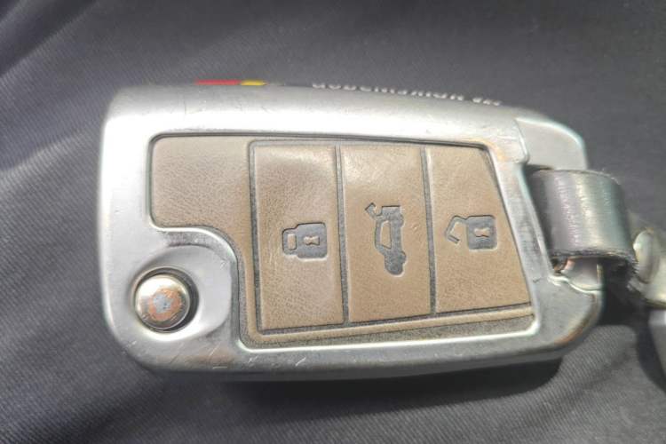 Used Volkswagen Lamando 2019 230TSI DSG Fashion Edition China V Standard Vehicle Key