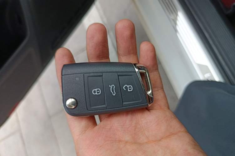 Used Volkswagen Lamando 2019 280TSI DSG Comfort Edition China VI standard Vehicle Key