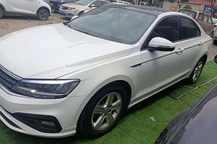 Used Volkswagen Lamando 2019 230TSI DSG Fashion Edition China VI Guazi used car, China used car export, Used car for sale, Used  cars, Cheapest cars for sale