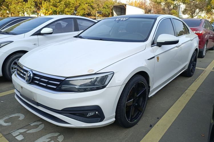 Used Volkswagen Lamando 2019 230TSI DSG Fashion Edition China V Standard Guazi used car, China used car export, Used car for sale, Used  cars, Cheapest cars for sale