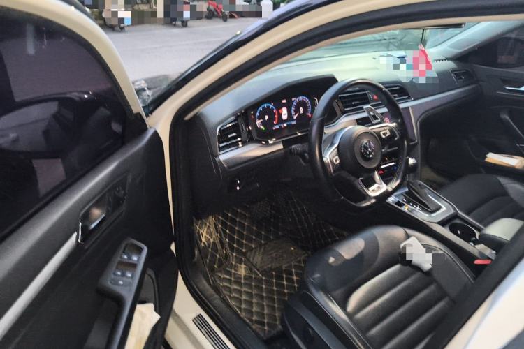 Used Volkswagen Lamando 2021 280TSI DSG Comfort Edition Driver Seat