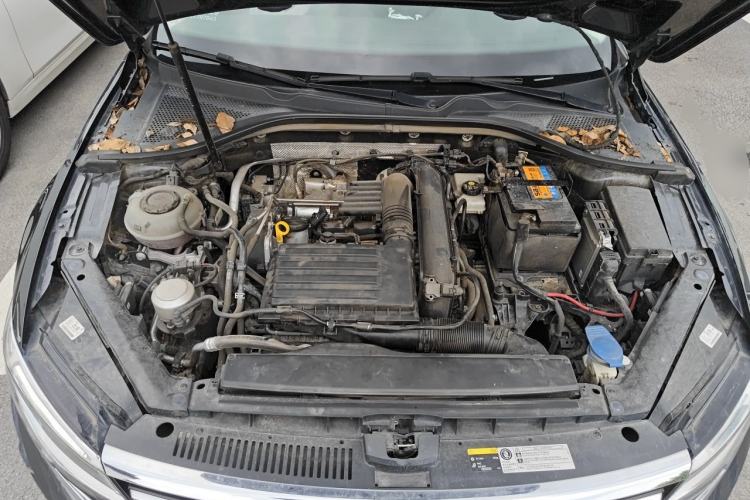 Used Volkswagen Lamando 2021 280TSI DSG Comfort Edition Engine Bay