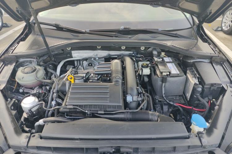 Used Volkswagen Lamando 2021 Revised Version 280TSI DSG Comfort Edition Engine Bay