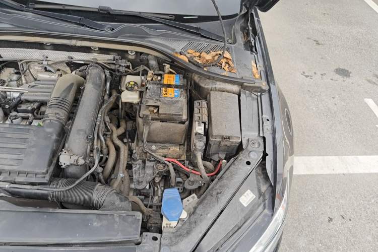 Used Volkswagen Lamando 2021 280TSI DSG Comfort Edition Engine Bay Left