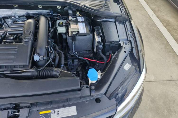Used Volkswagen Lamando 2021 Revised Version 280TSI DSG Comfort Edition Engine Bay Left