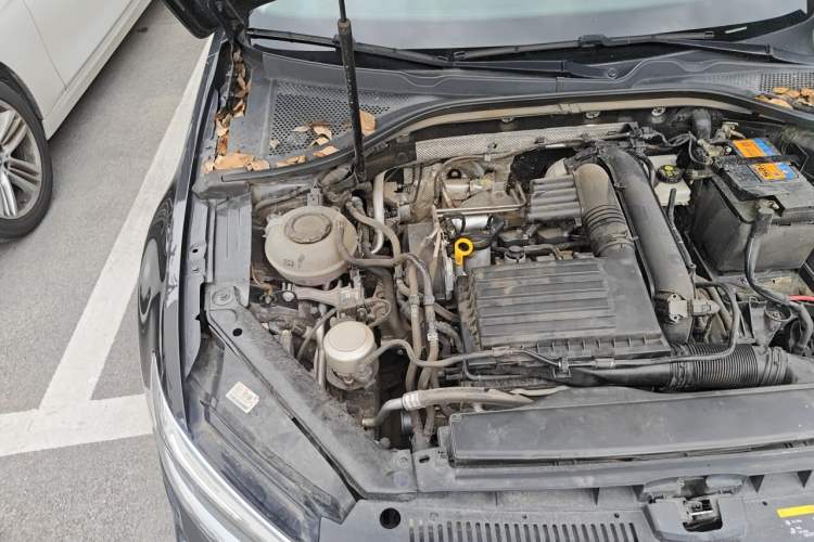 Used Volkswagen Lamando 2021 280TSI DSG Comfort Edition Engine Bay Right
