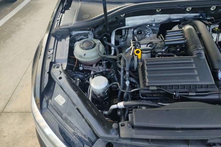 Used Volkswagen Lamando 2021 Revised Version 280TSI DSG Comfort Edition Engine Bay Right