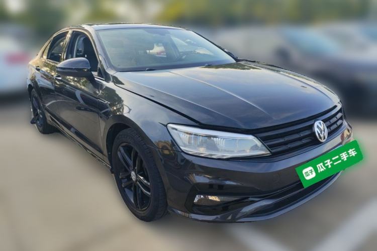 Used Volkswagen Lamando 2021 Revised Version 280TSI DSG Comfort Edition Front Right 45 Deg