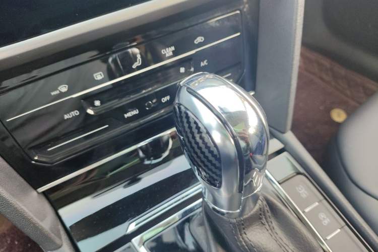 Used Volkswagen Lamando 2021 Revised Version 280TSI DSG Comfort Edition Gear Lever