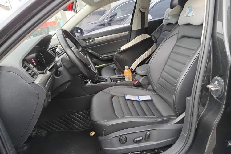 Used Volkswagen Lamando 2021 280TSI DSG Comfort Edition Left Front Seat