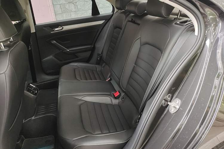 Used Volkswagen Lamando 2021 Revised Version 280TSI DSG Comfort Edition Left Rear Seat