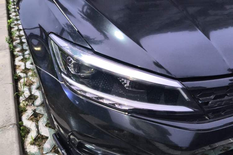 Used Volkswagen Lamando 2021 280TSI DSG Comfort Edition Right Front Headlight