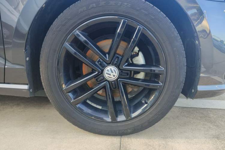 Used Volkswagen Lamando 2021 Revised Version 280TSI DSG Comfort Edition Right Front Wheel Hub