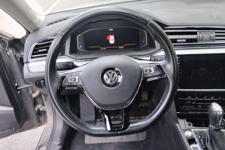 Used Volkswagen Lamando 2021 280TSI DSG Comfort Edition Steering Wheel