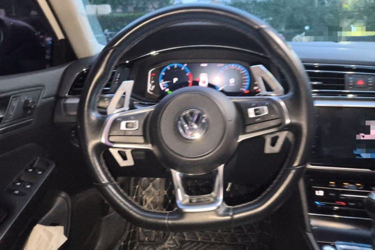 Used Volkswagen Lamando 2021 280TSI DSG Comfort Edition Steering Wheel
