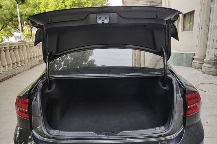 Used Volkswagen Lamando 2021 Revised Version 280TSI DSG Comfort Edition Trunk