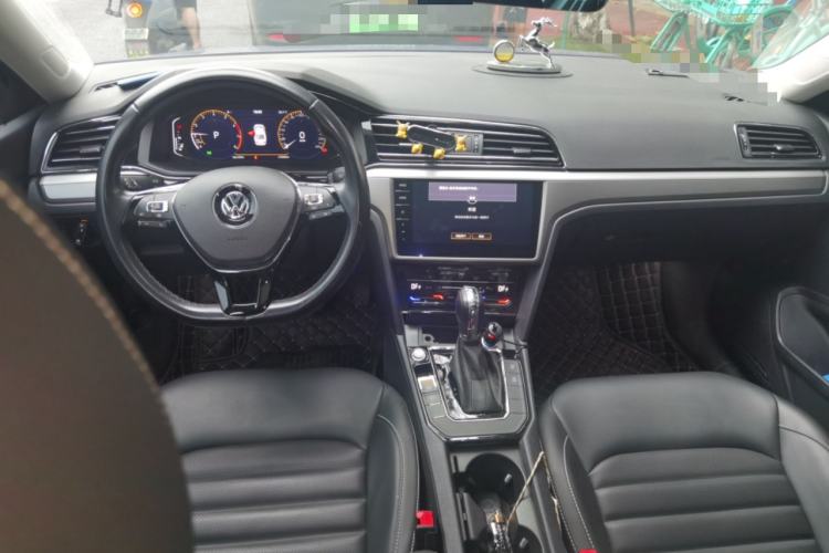 Used Volkswagen Lamando 2021 280TSI DSG Comfort Edition Center Console