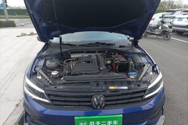 Used Volkswagen Lamando 2021 280TSI DSG Comfort Edition Engine Bay