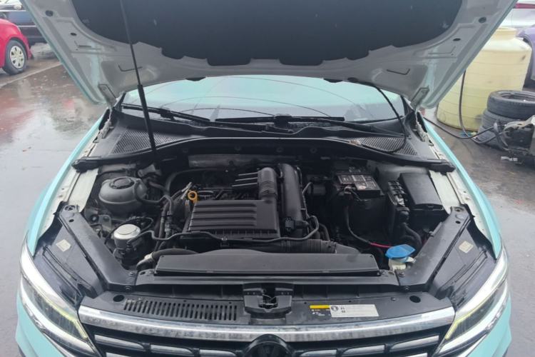 Used Volkswagen Lamando 2021 280TSI DSG Comfort Edition Engine Bay