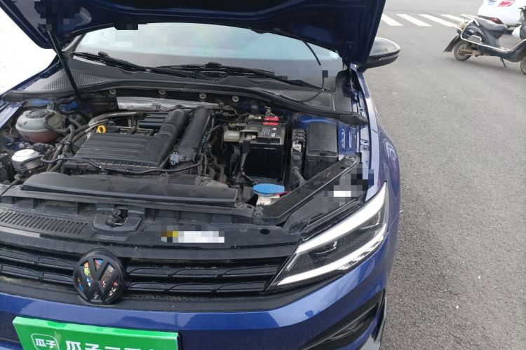 Used Volkswagen Lamando 2021 280TSI DSG Comfort Edition Engine Bay Left