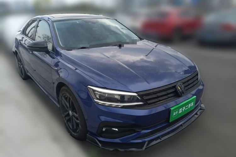 Used Volkswagen Lamando 2021 280TSI DSG Comfort Edition Front Right 45 Deg