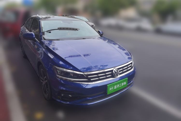 Used Volkswagen Lamando 2021 280TSI DSG Comfort Edition Front Right 45 Deg