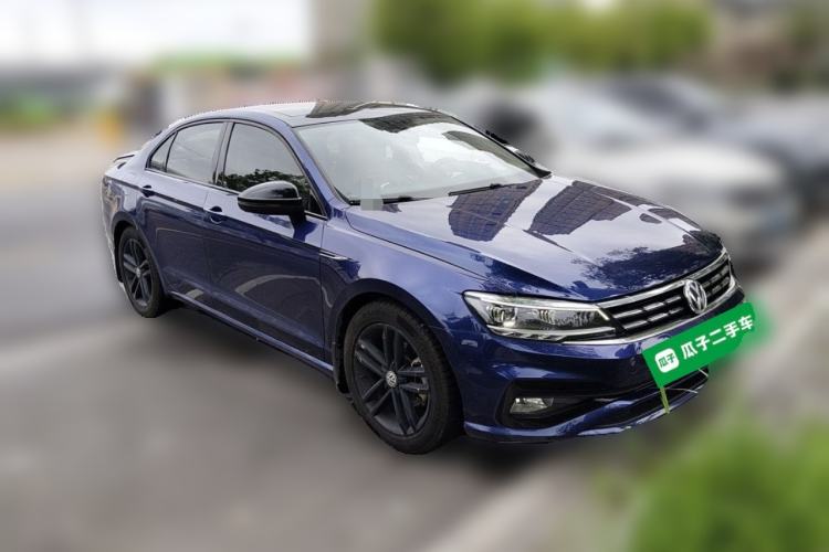 Used Volkswagen Lamando 2021 280TSI DSG Comfort Edition Front Right 45 Deg