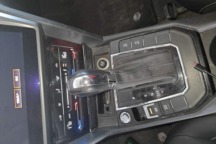 Used Volkswagen Lamando 2021 Revised Version 280TSI DSG Comfort Edition Gear Lever