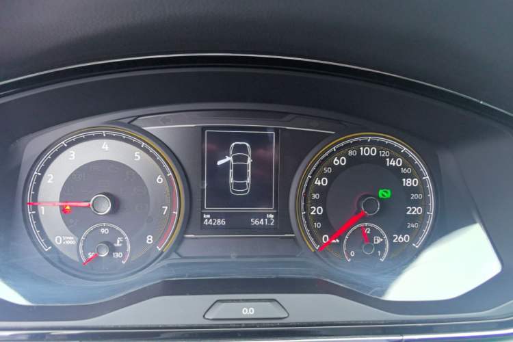 Used Volkswagen Lamando 2021 280TSI DSG Comfort Edition Instrument Cluster