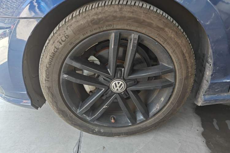 Used Volkswagen Lamando 2021 Revised Version 280TSI DSG Comfort Edition Left Front Wheel Hub