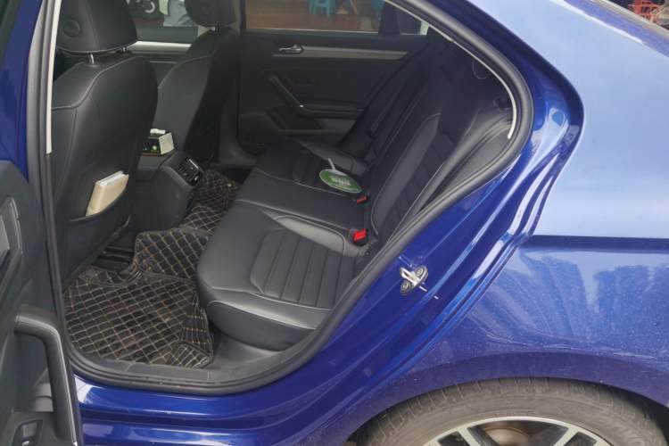 Used Volkswagen Lamando 2021 280TSI DSG Comfort Edition Left Rear Seat