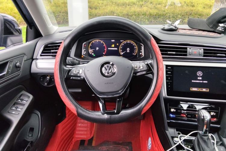 Used Volkswagen Lamando 2021 280TSI DSG Comfort Edition Steering Wheel