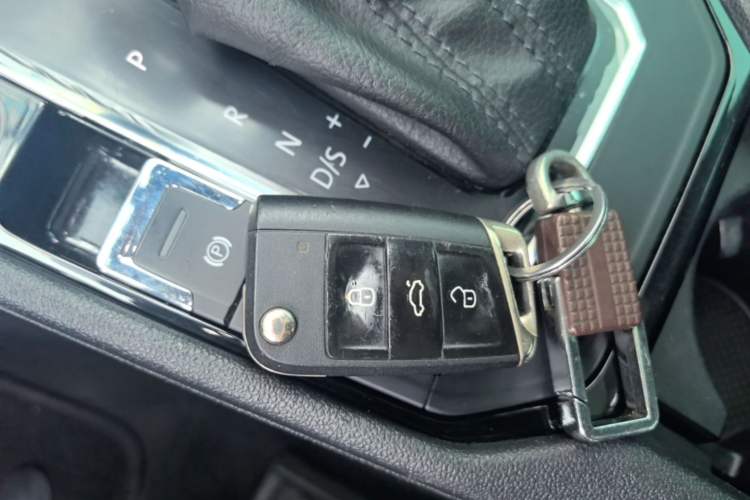 Used Volkswagen Lamando 2021 280TSI DSG Comfort Edition Vehicle Key
