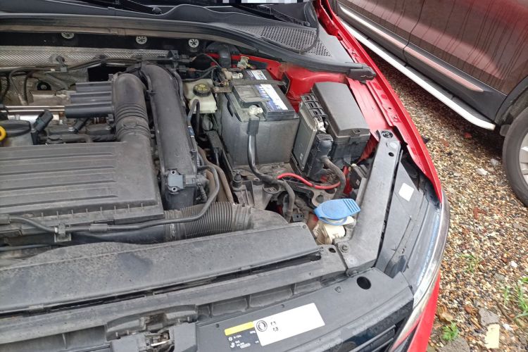 Used Volkswagen Lamando 2021 280TSI DSG Comfort Edition Engine Bay Left