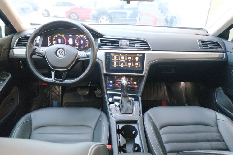 Used Volkswagen Lamando 2021 280TSI DSG Comfort Edition Center Console
