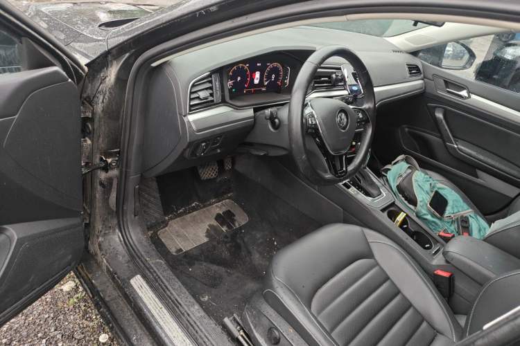 Used Volkswagen Lamando 2021 280TSI DSG Comfort Edition Driver Seat