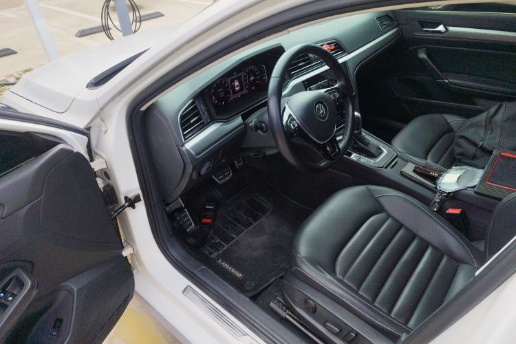 Used Volkswagen Lamando 2021 280TSI DSG Comfort Edition Driver Seat