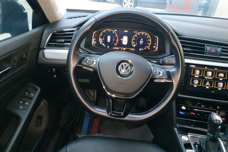 Used Volkswagen Lamando 2021 280TSI DSG Comfort Edition Steering Wheel