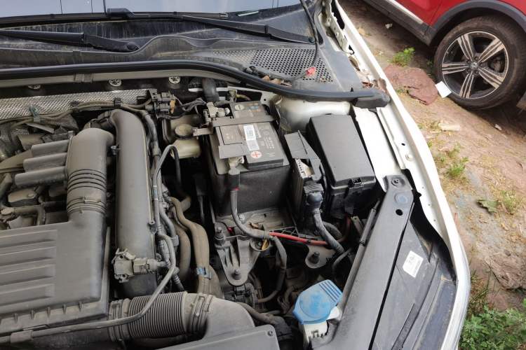Used Volkswagen Lamando 2021 280TSI DSG Luxury Phantom Edition Engine Bay Left