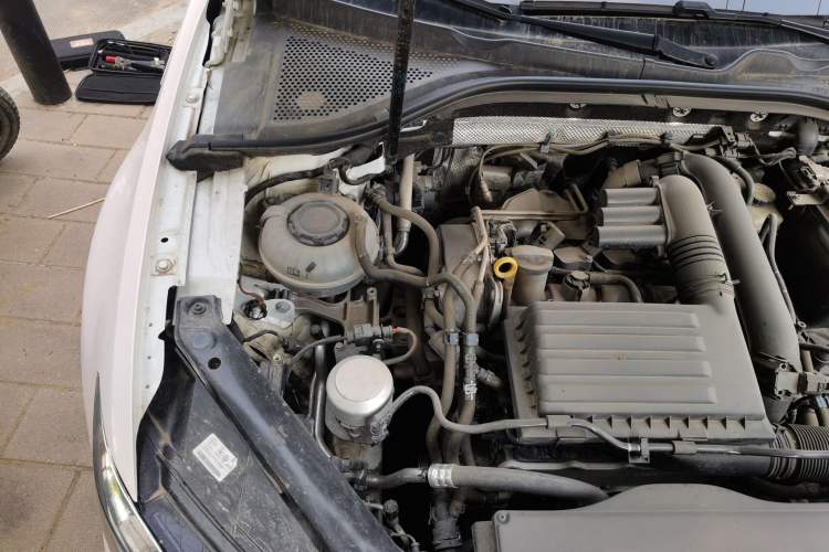 Used Volkswagen Lamando 2021 280TSI DSG Luxury Phantom Edition Engine Bay Right