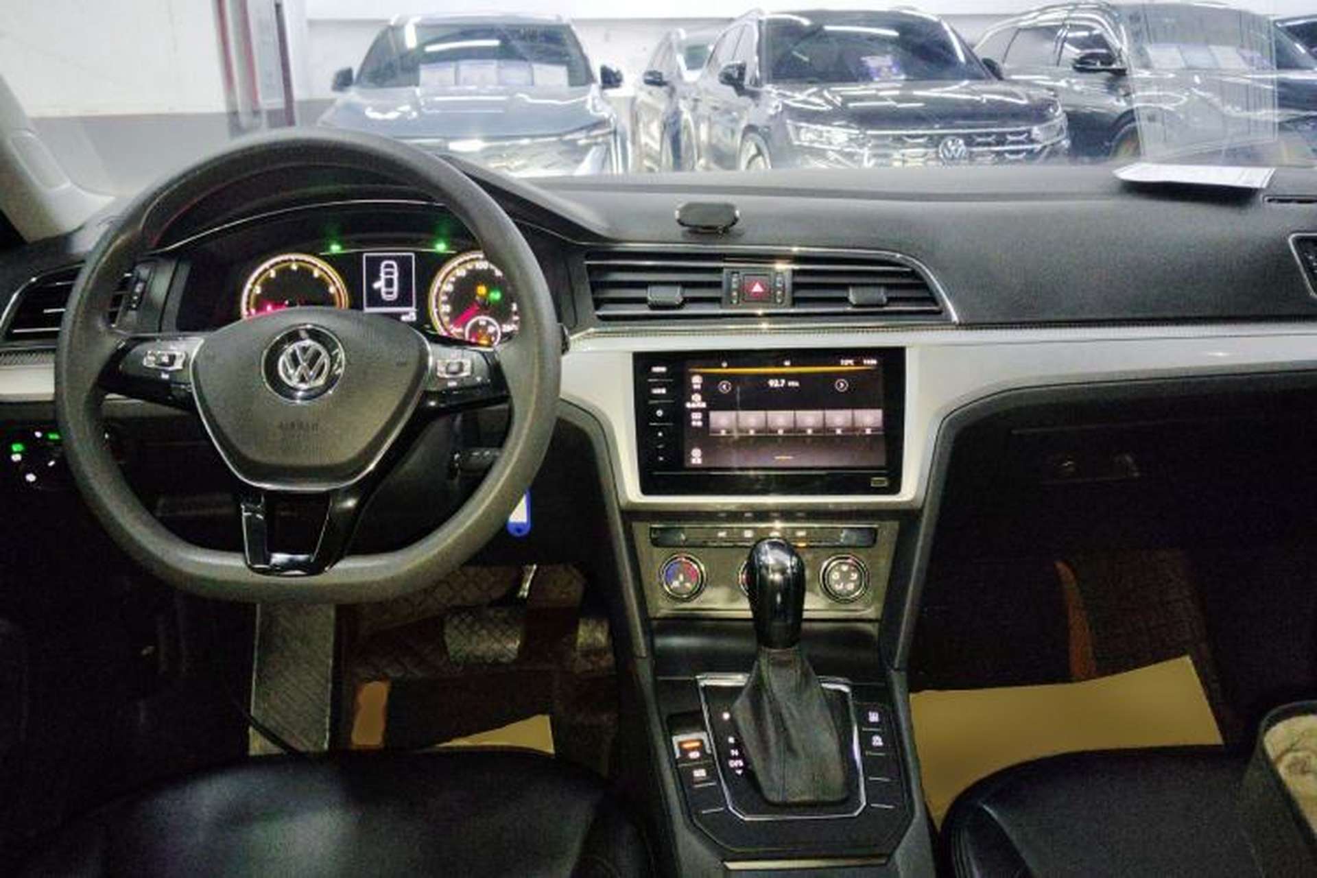 Used Volkswagen Lamando 2021 230TSI DSG Fashion Edition Center Console