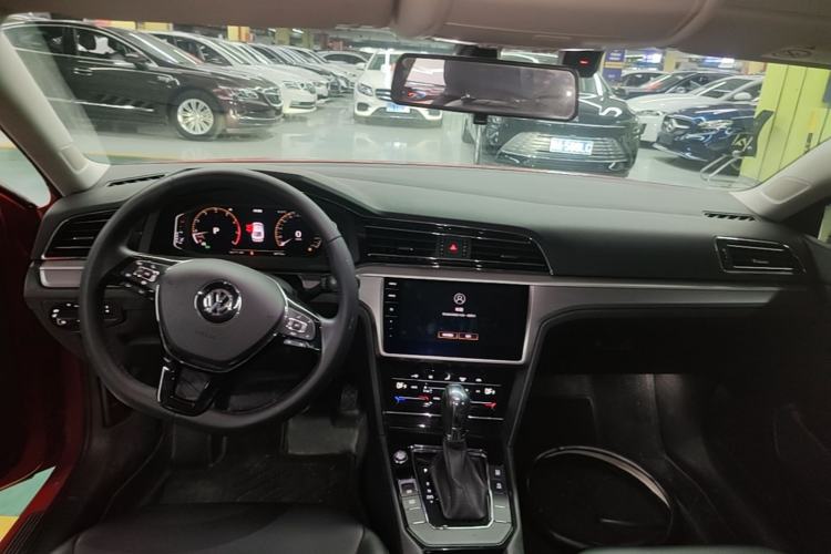 Used Volkswagen Lamando 2021 280TSI DSG Comfort Edition Center Console