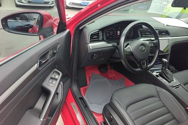 Used Volkswagen Lamando 2021 280TSI DSG Comfort Edition Driver Seat