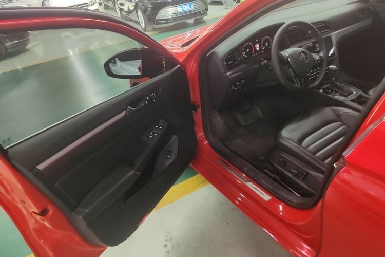 Used Volkswagen Lamando 2021 280TSI DSG Comfort Edition Driver Seat