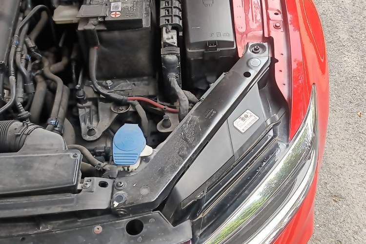 Used Volkswagen Lamando 2021 Revised Version 280TSI DSG Comfort Edition Engine Bay Left