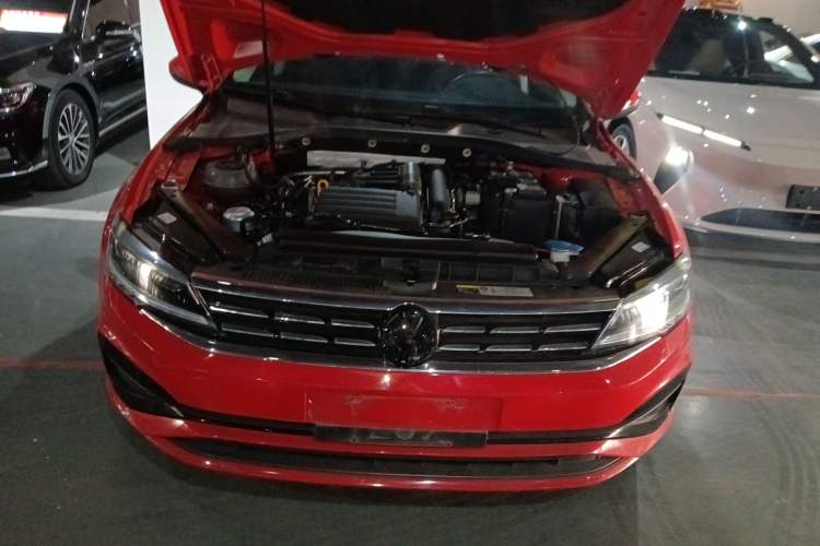 Used Volkswagen Lamando 2021 280TSI DSG Luxury Phantom Edition Engine Bay