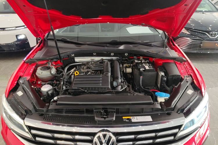 Used Volkswagen Lamando 2021 280TSI DSG Comfort Edition Engine Bay