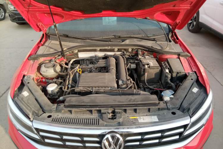 Used Volkswagen Lamando 2021 280TSI DSG Comfort Edition Engine Bay