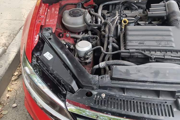 Used Volkswagen Lamando 2021 Revised Version 280TSI DSG Comfort Edition Engine Bay Right